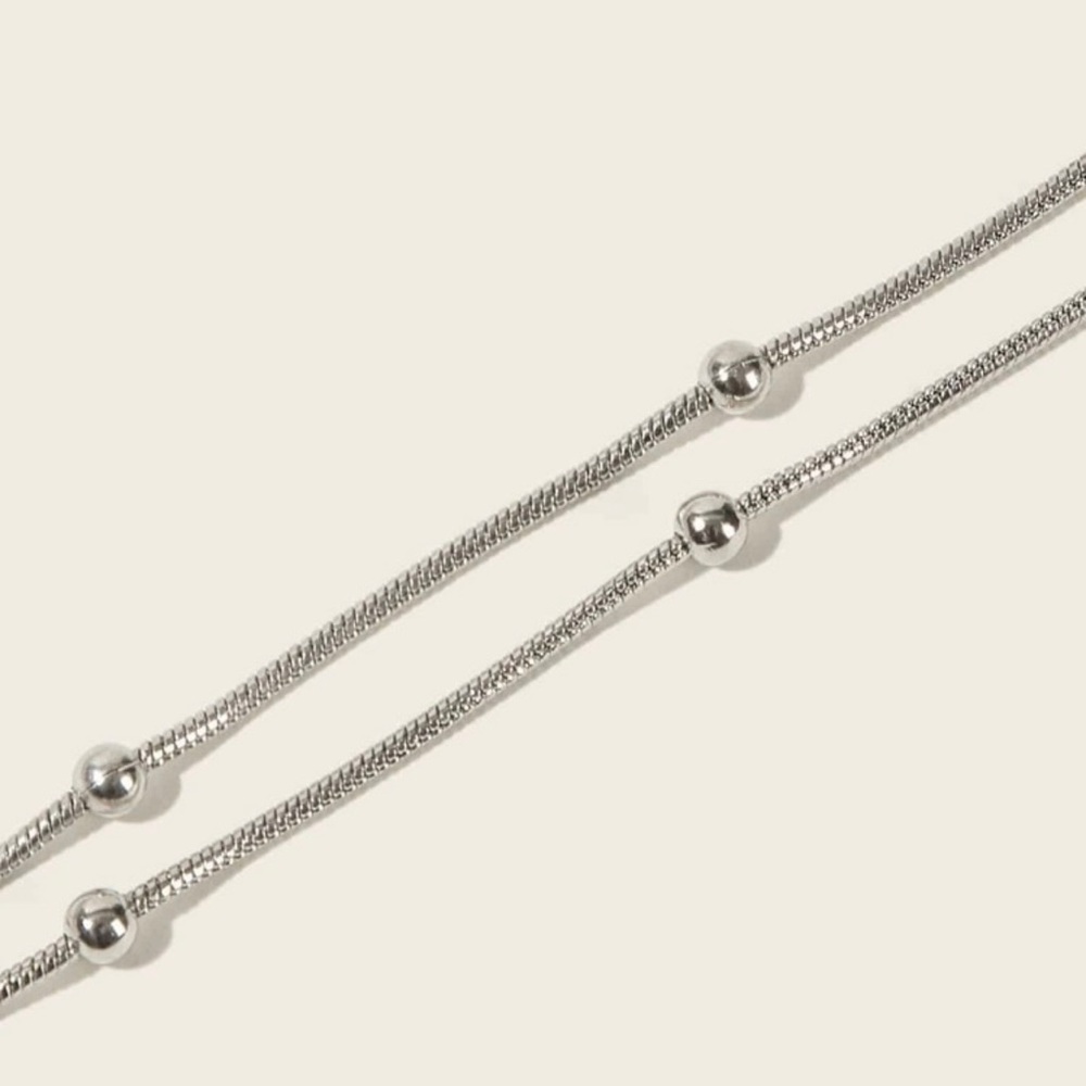 3/$30 🤍 Beaded Layered Anklet - Picture 4 of 4